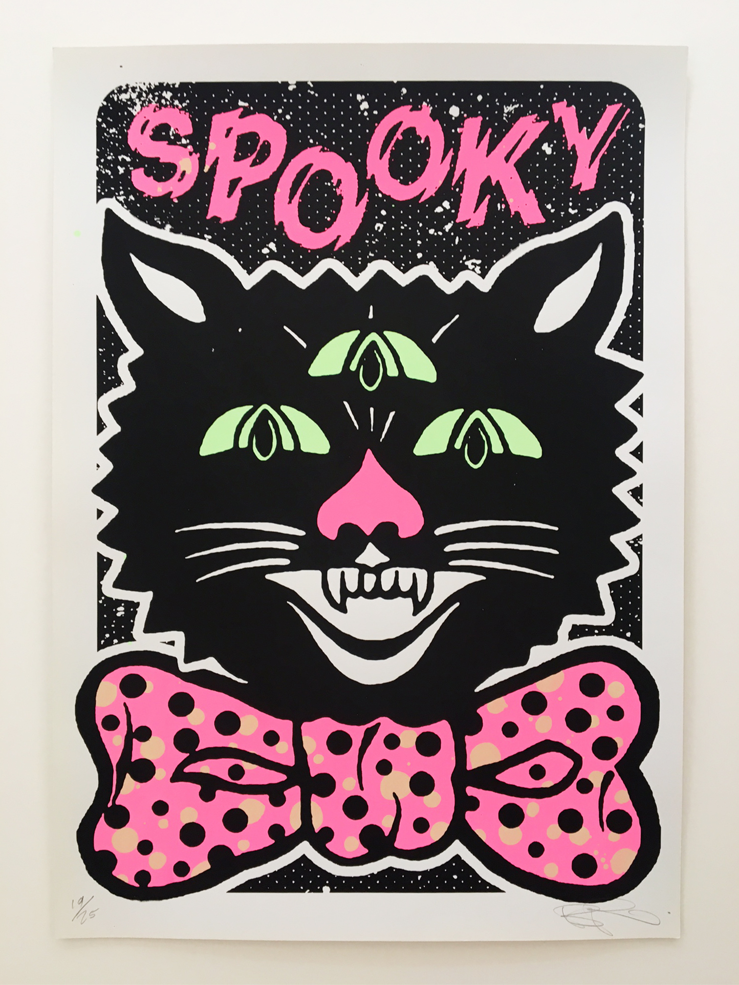 Spooky Cat – Well Hung